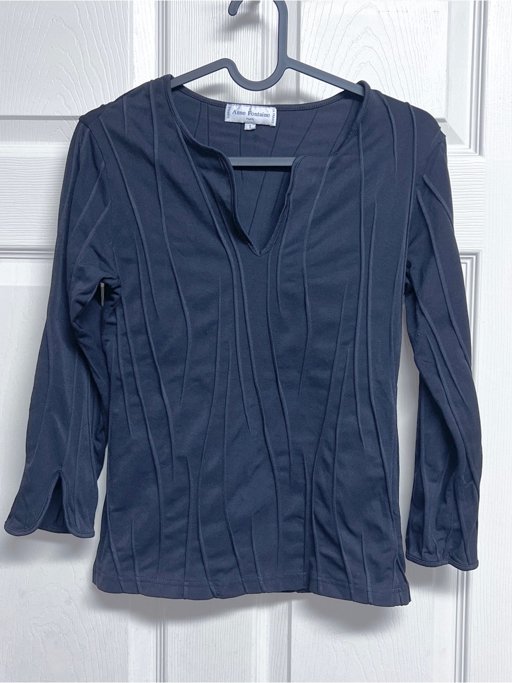 Anne Fontaine Paris Sz1/US 2 Black V-Neck High End Knit Pullover Blouse Top